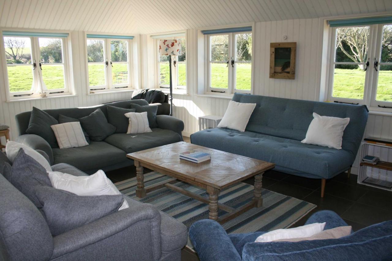 Greystone Cottage - Sea Views, Short Stroll To A Beautiful Sandy Beach Brook  Buitenkant foto