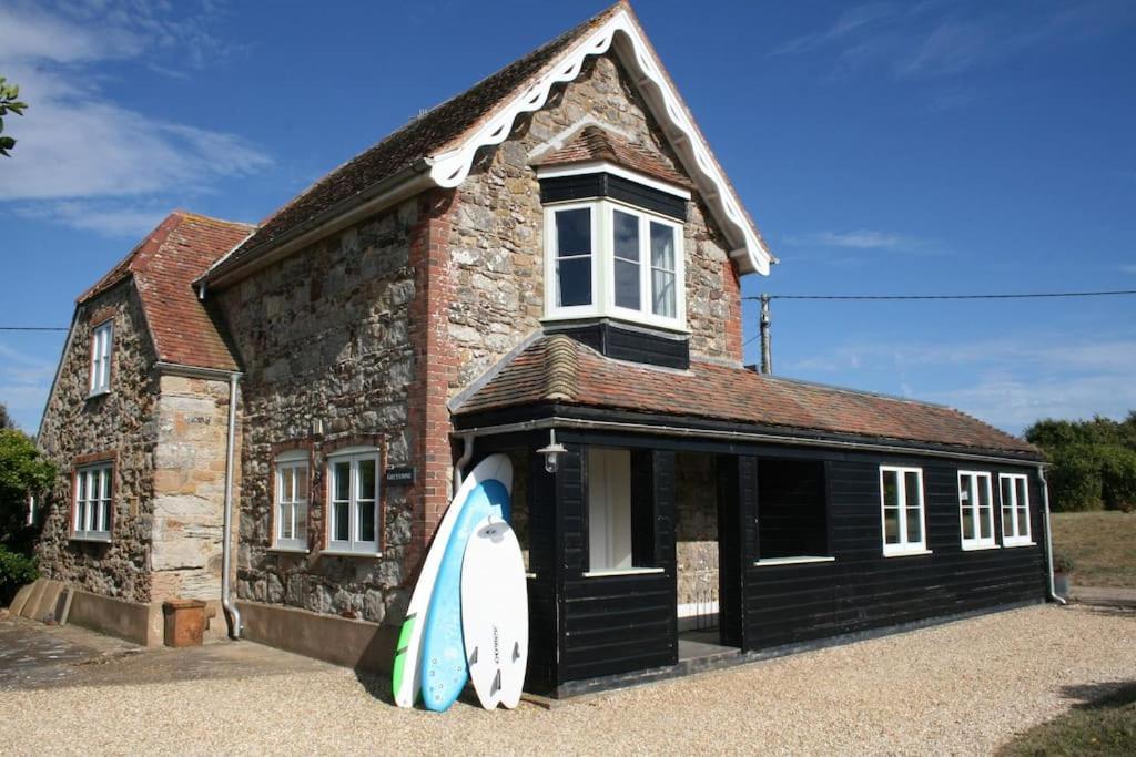 Greystone Cottage - Sea Views, Short Stroll To A Beautiful Sandy Beach Brook  Buitenkant foto