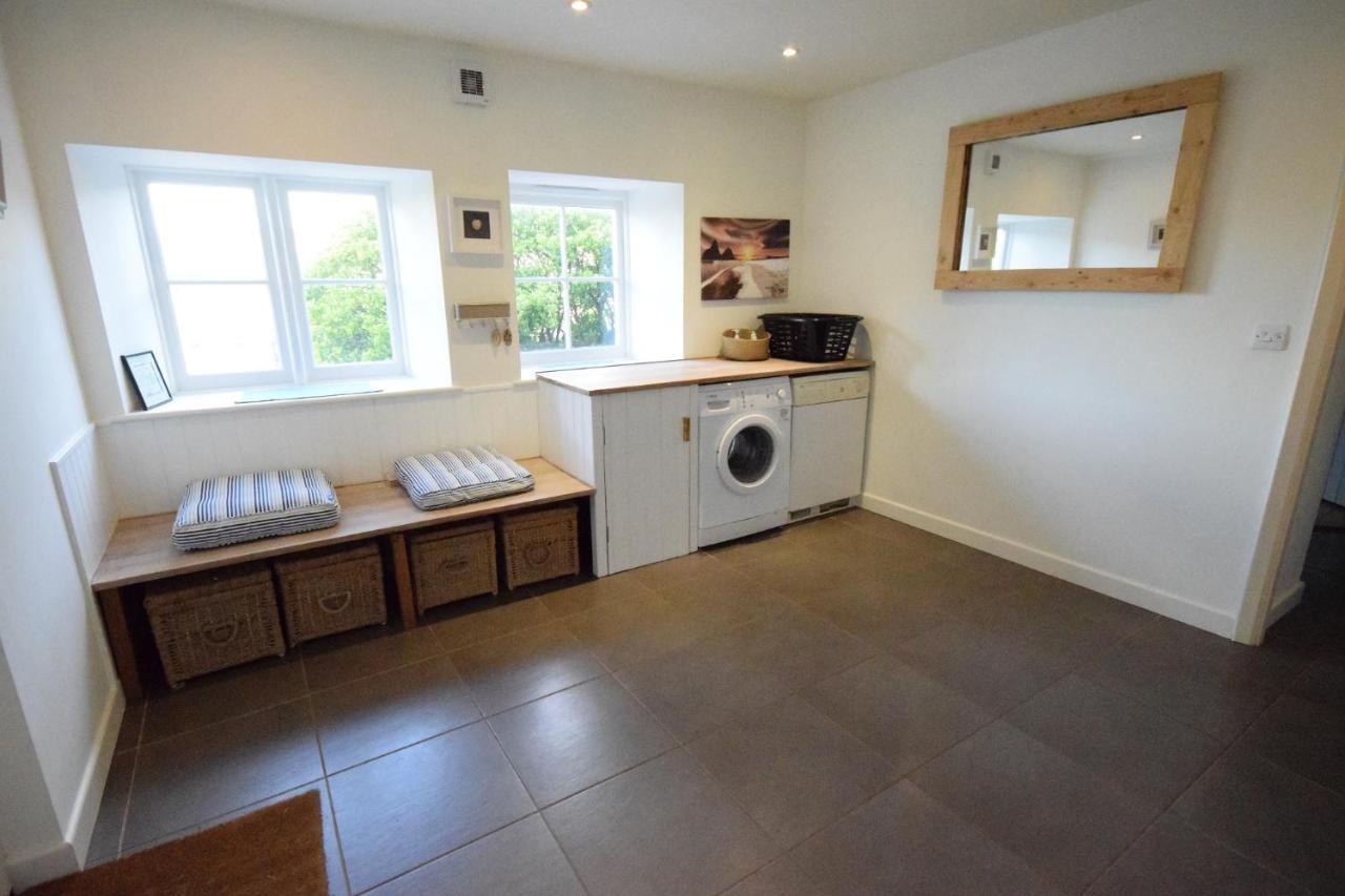 Greystone Cottage - Sea Views, Short Stroll To A Beautiful Sandy Beach Brook  Buitenkant foto